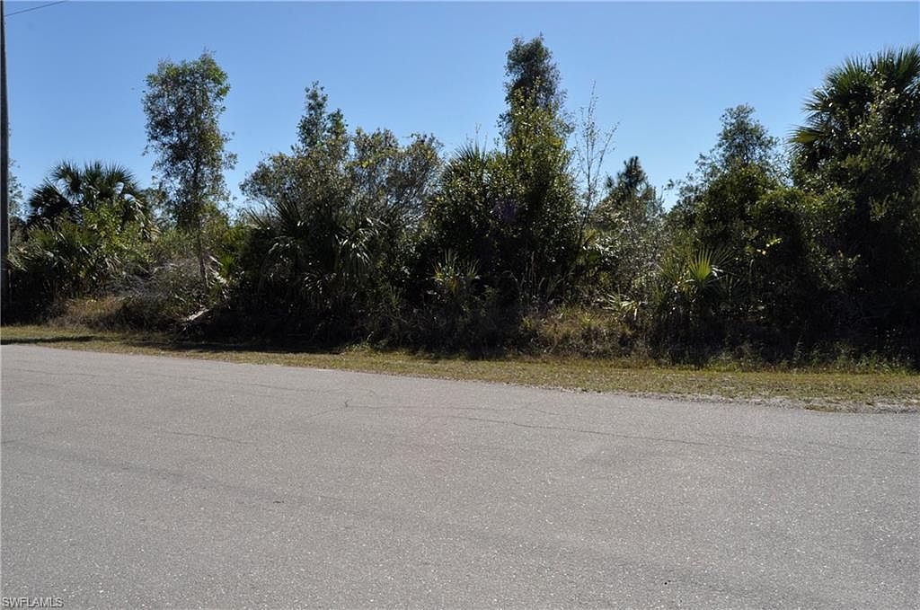 3115 53rd St W Lehigh Acres, FL 33971 - Thumbnail 4