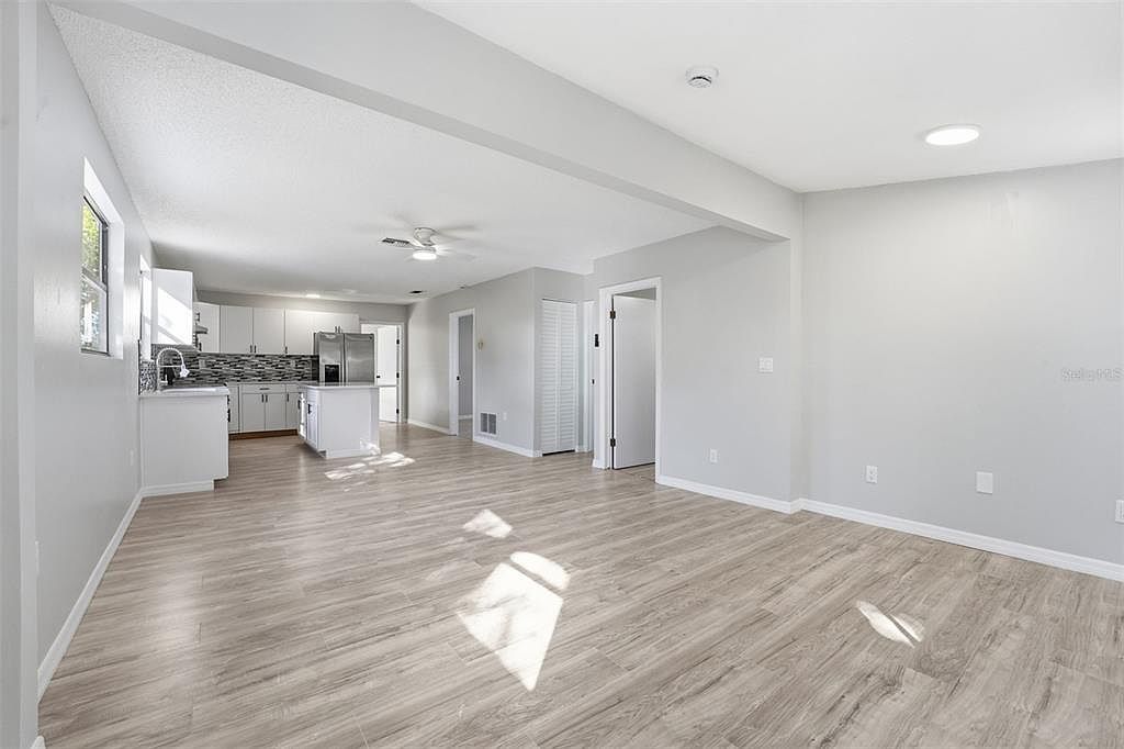 115 Kenwood Ave Nokomis, FL 34275 - Thumbnail 4