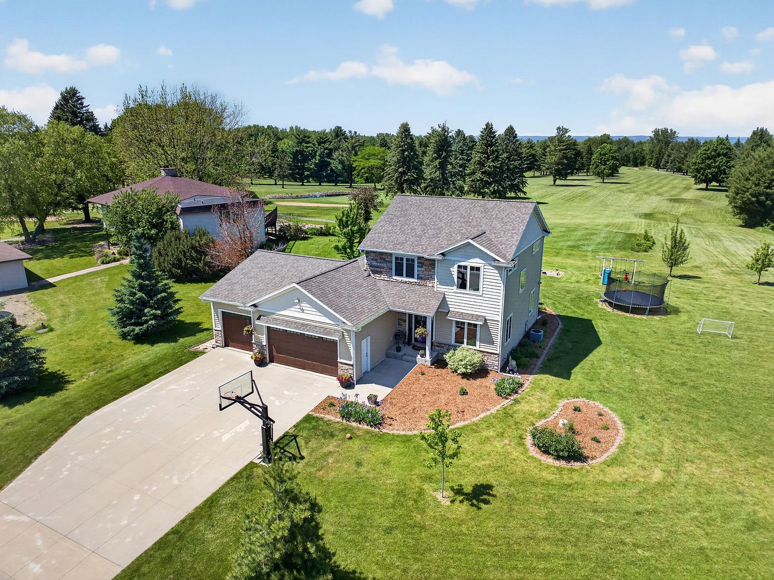 217 Skyline Dr Wabasha, MN 55981 - Thumbnail 4