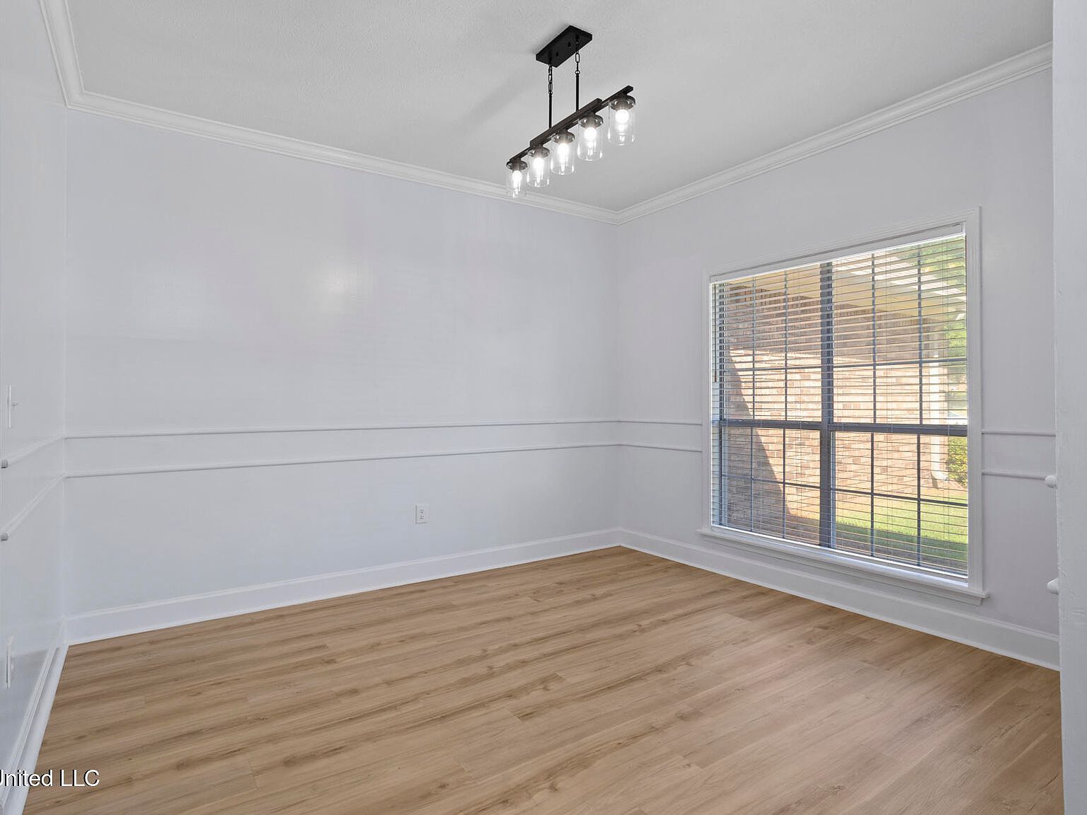 323 Woodlands Dr Brandon, MS 39047 - Thumbnail 4