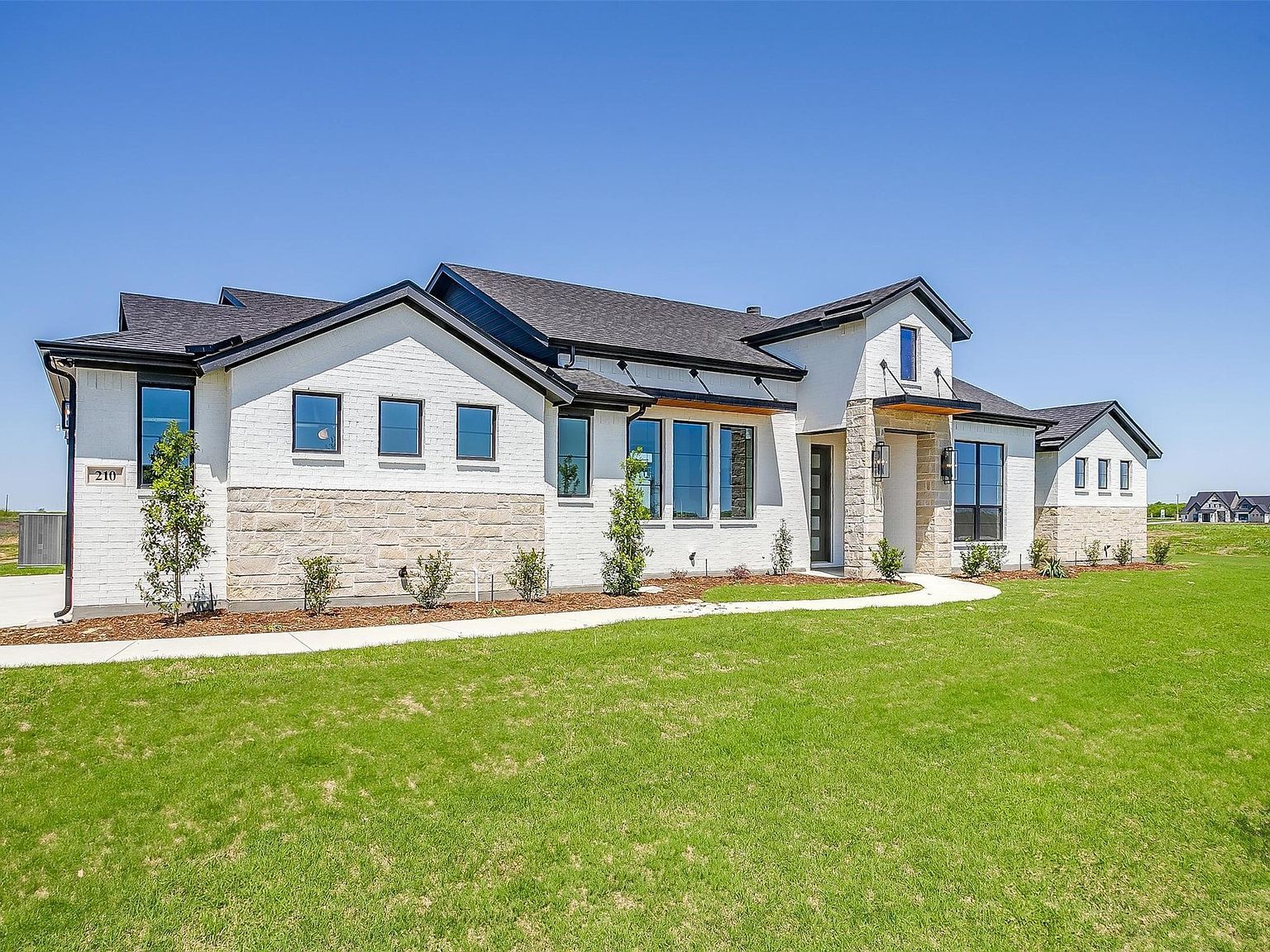 210 Talpin Ln Venus, TX 76084 - Thumbnail 4