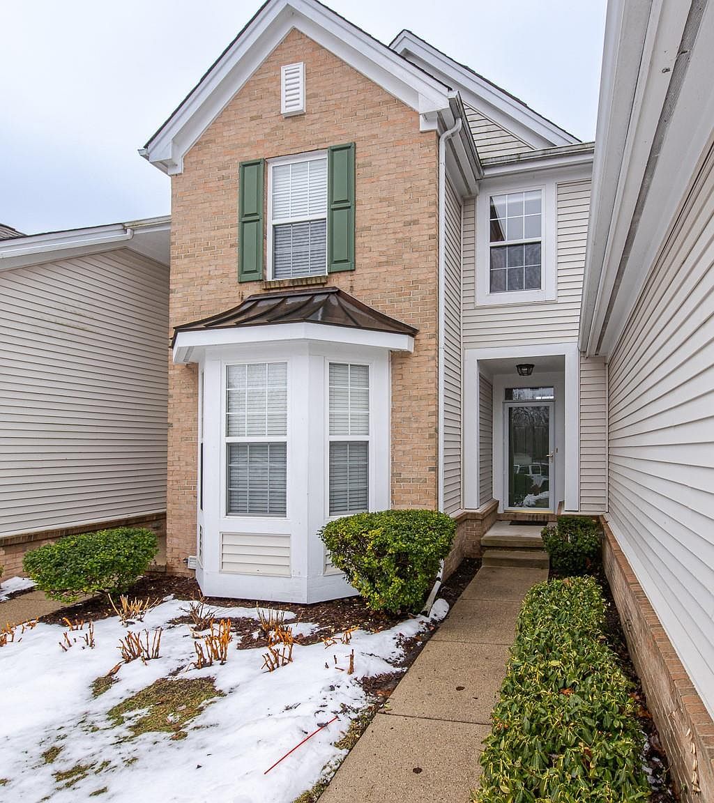 5710 Pinecroft Ct Clarkston, MI 48346 - Thumbnail 4