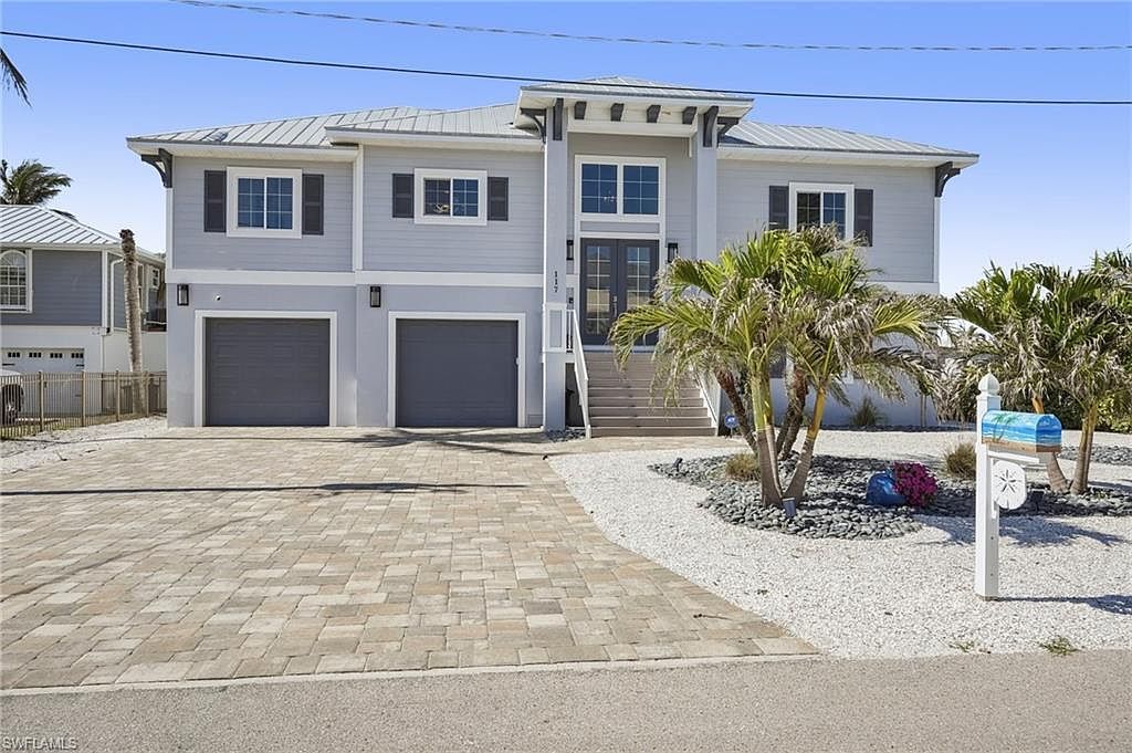 117 Sand Dollar Dr Fort Myers Beach, FL 33931 - Thumbnail 4