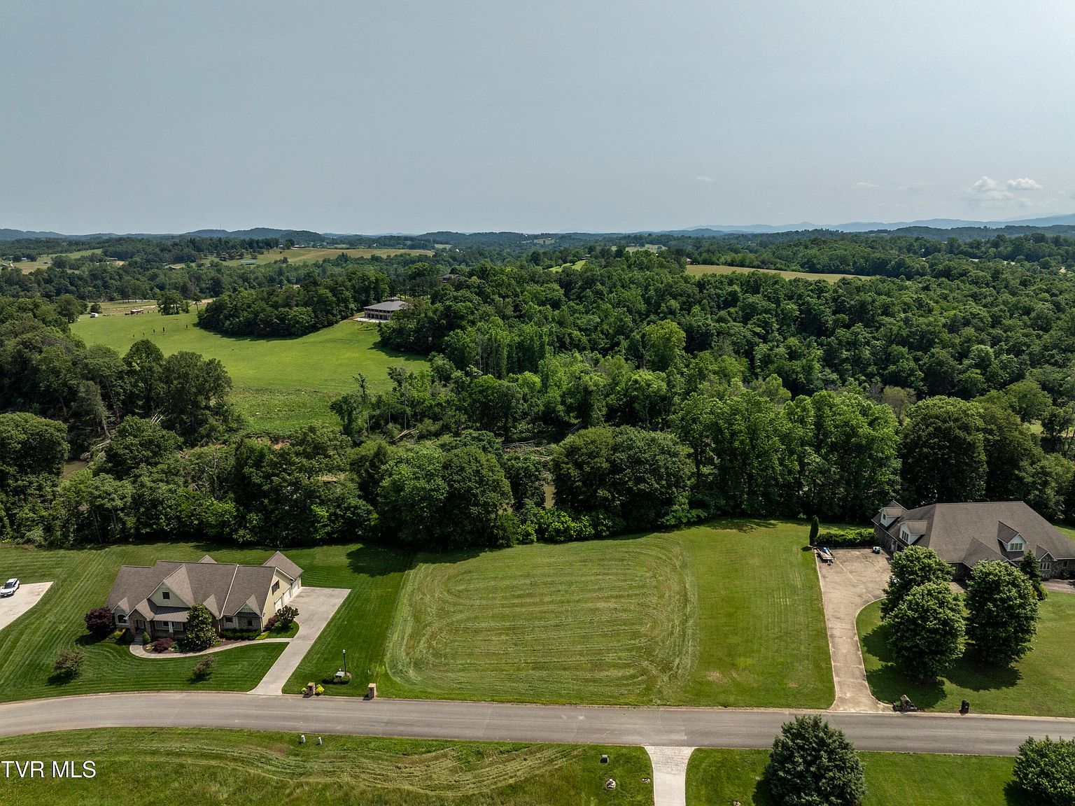 613 Waterstone Cir Greeneville, TN 37745 - Thumbnail 4