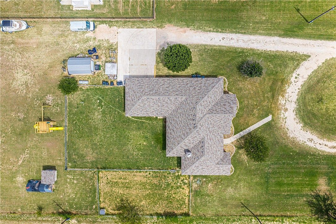 1241 Moccasin Bend Rd Gatesville, TX 76528 - Thumbnail 4