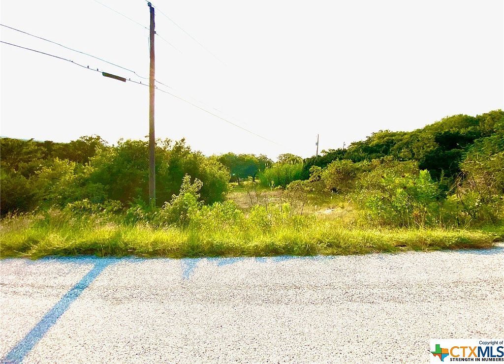 210 & 206 Rolling Hills Rd Gatesville, TX 76528 - Thumbnail 4