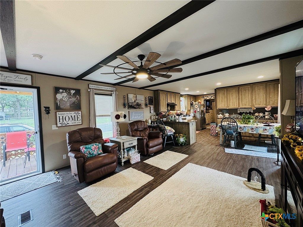 1601 Bridge St Gatesville, TX 76528 - Thumbnail 4