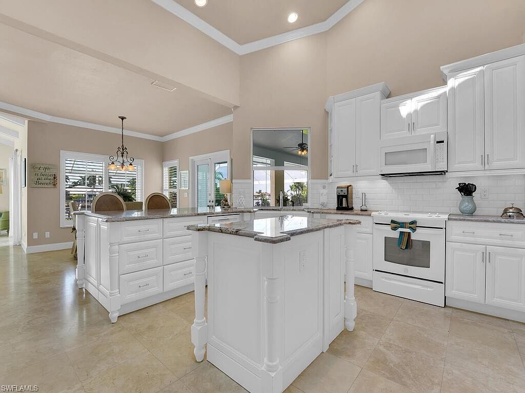 2546 SW 45th St Cape Coral, FL 33914 - Thumbnail 4