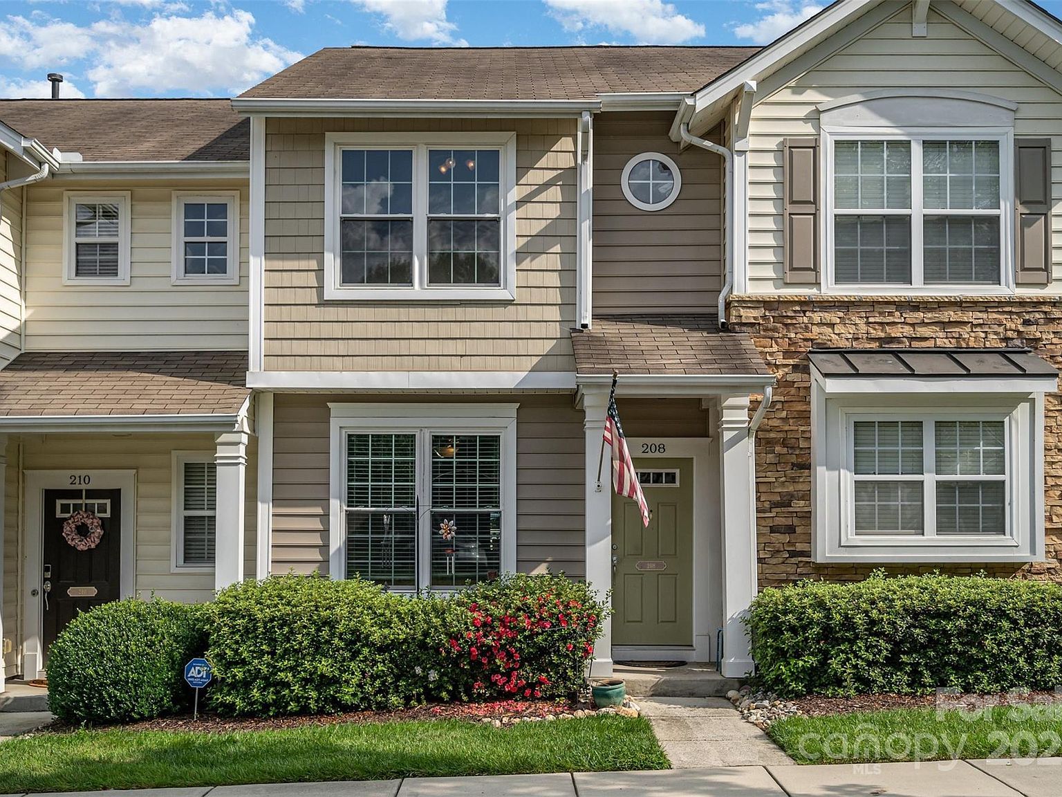 208 Dawn Mist Ln Fort Mill, SC 29708 - Thumbnail 4