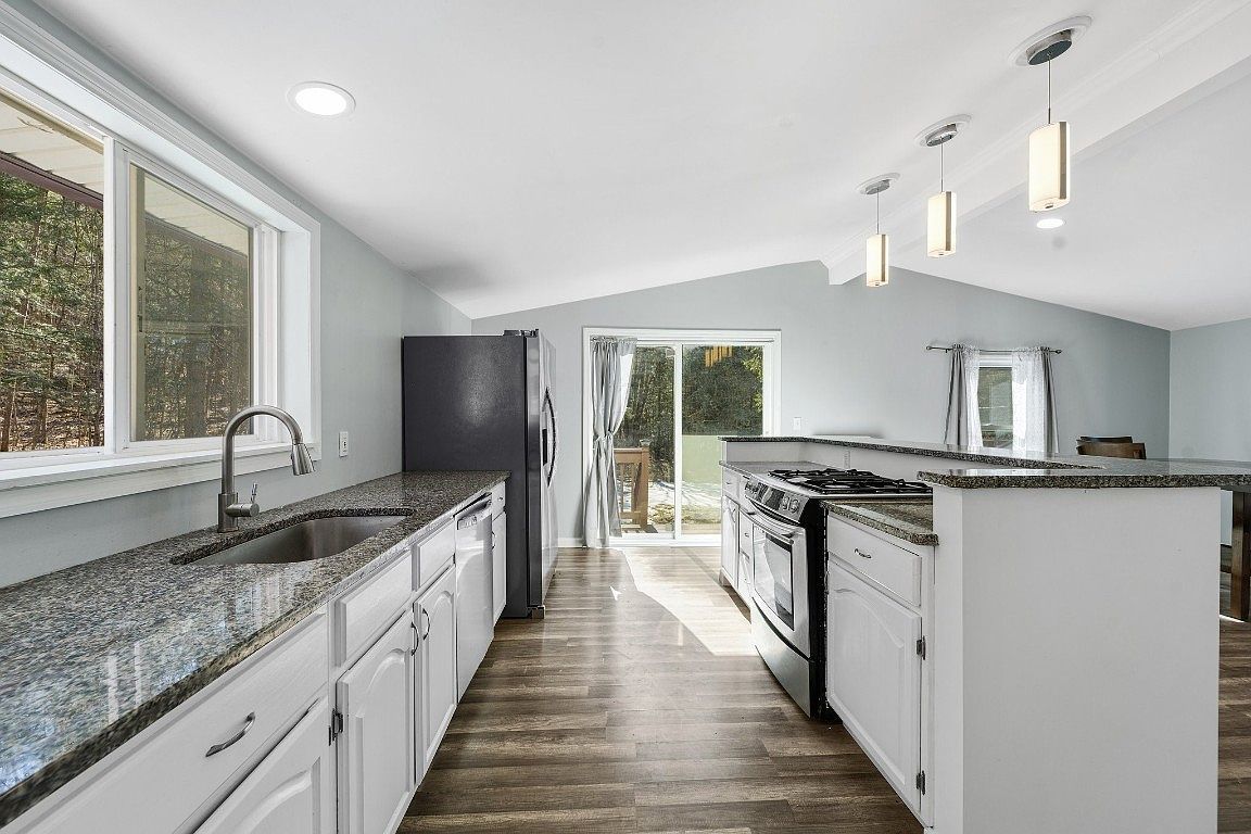 424 Edson Rd Endicott, NY 13760 - Thumbnail 4