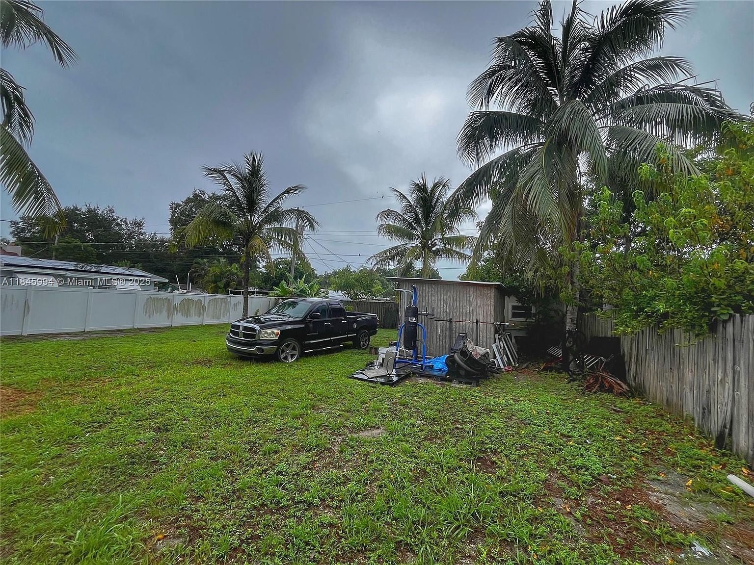 5730 Charleston St Hollywood, FL 33021 - Thumbnail 4