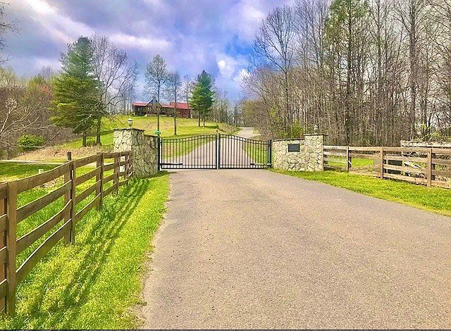 Graymont Brookstone Ln Woodlawn, VA 24381 - Thumbnail 4