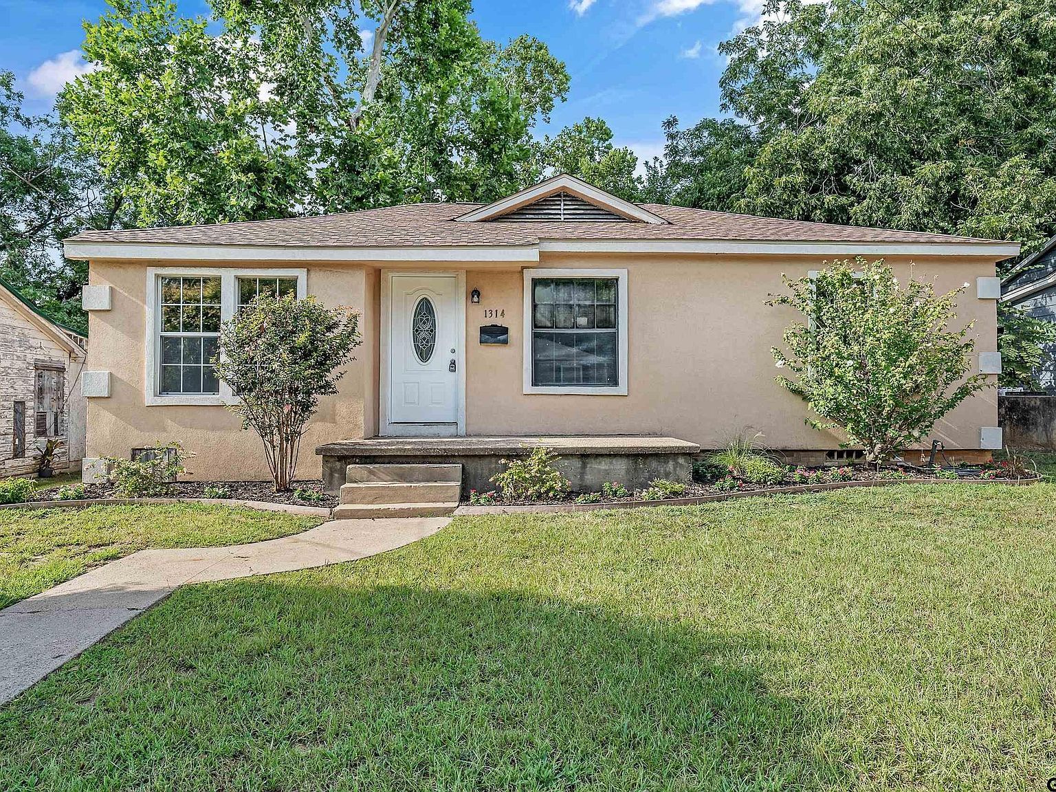 1314 E Dawson St Tyler, TX 75701 - Thumbnail 4