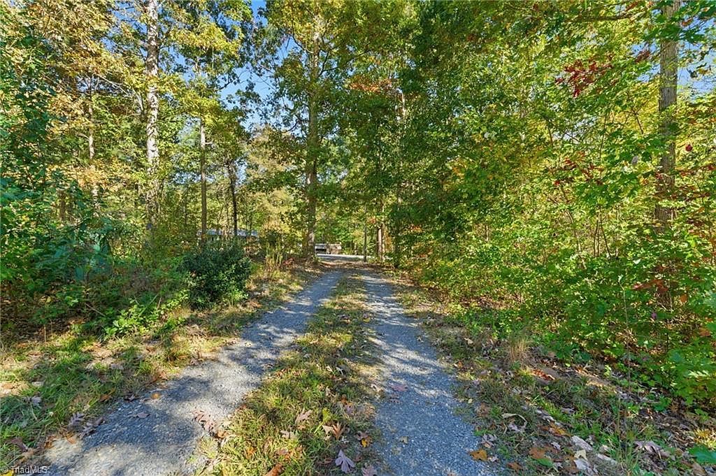 172 Atkins Dairy Rd Troy, NC 27371 - Thumbnail 4