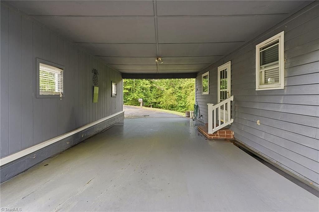 4701 New Walkertown Rd Walkertown, NC 27051 - Thumbnail 4