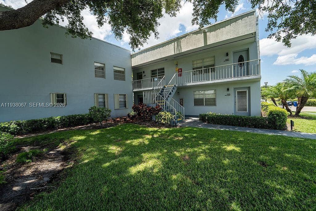 938 Normandy Trl #T-T938 Delray Beach, FL 33484 - Thumbnail 4