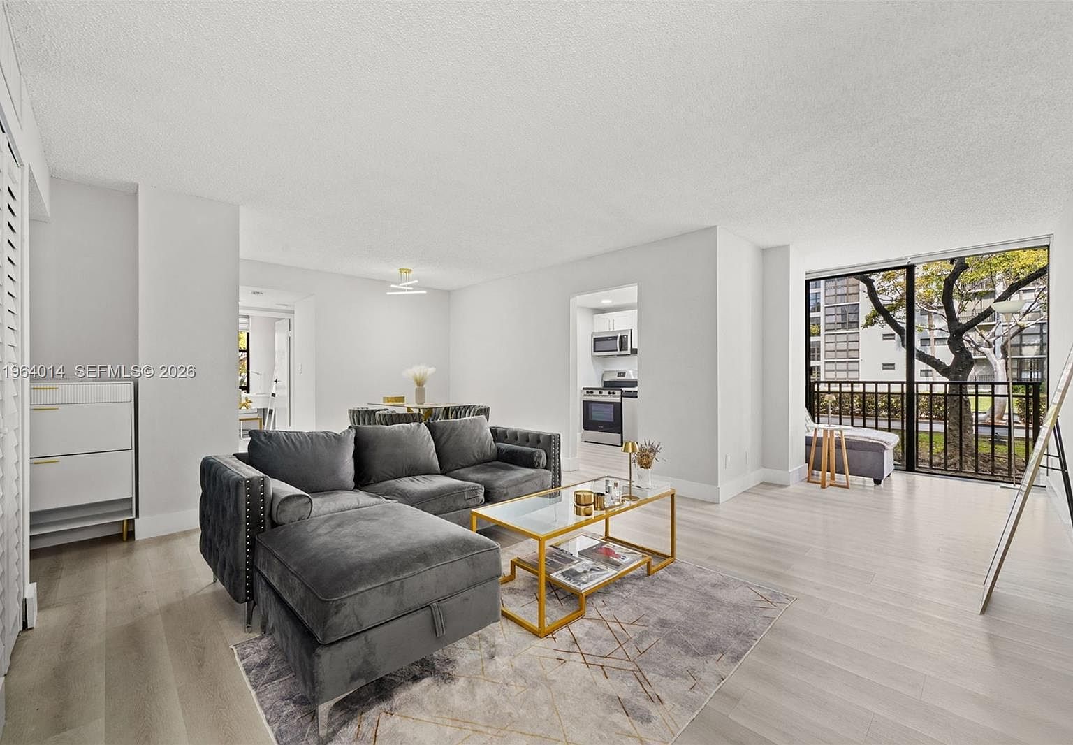 17011 N Bay Rd APT 101 Sunny Isles Beach, FL 33160 - Thumbnail 4