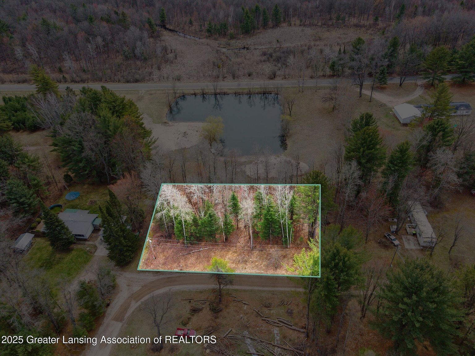 5301 Evarts Dr Lake, MI 48632 - Thumbnail 4