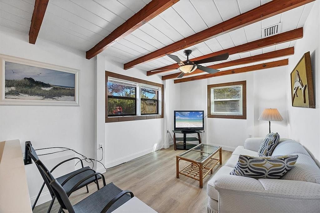 831 E 1st St Englewood, FL 34223 - Thumbnail 4