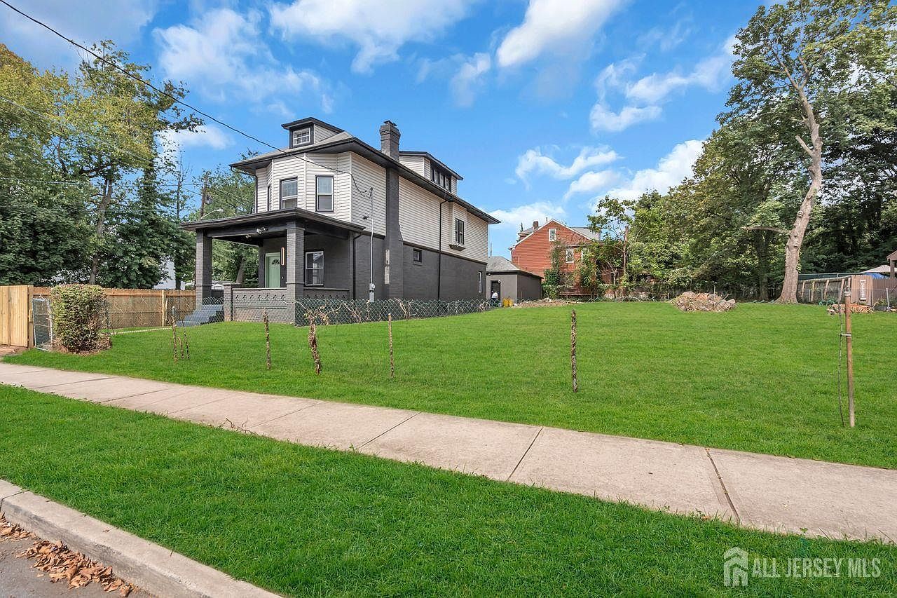 302 Bellevue Ave Trenton, NJ 08618 - Thumbnail 4