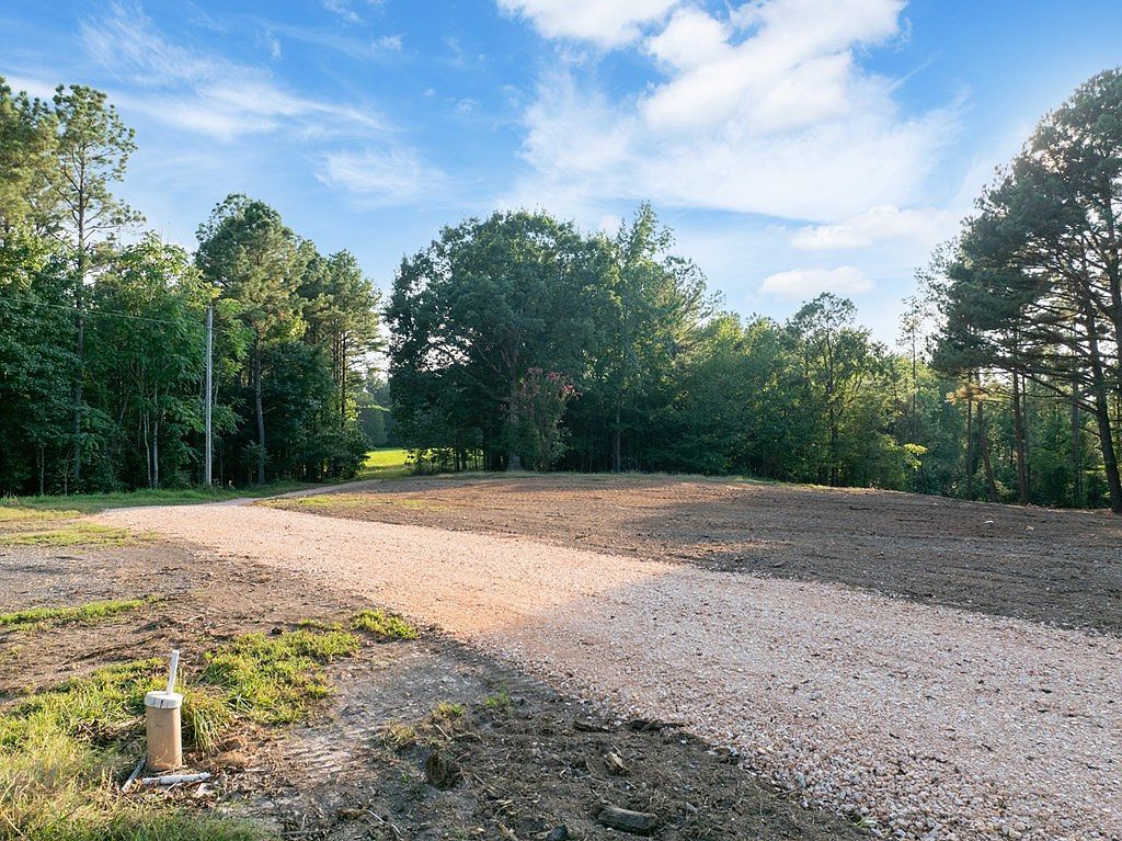 890 Kyle Rd Huntingdon, TN 38344 - Thumbnail 4