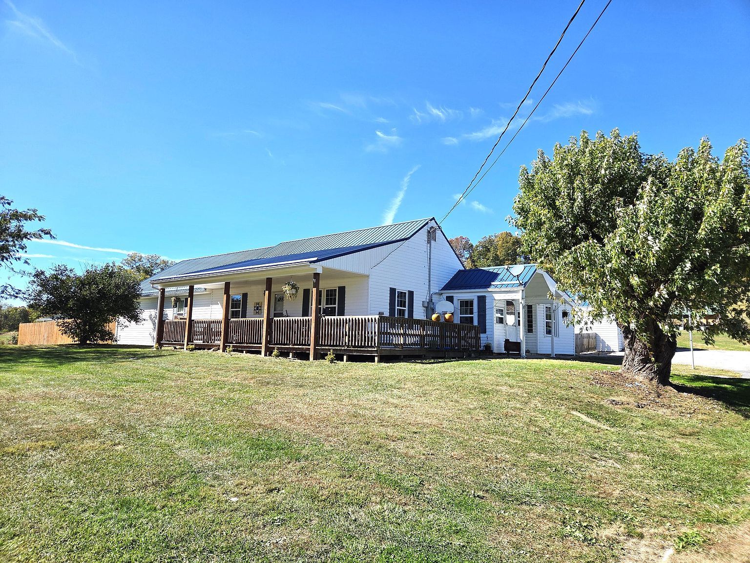 6893 Seneca Trl S Peterstown, WV 24963 - Thumbnail 4