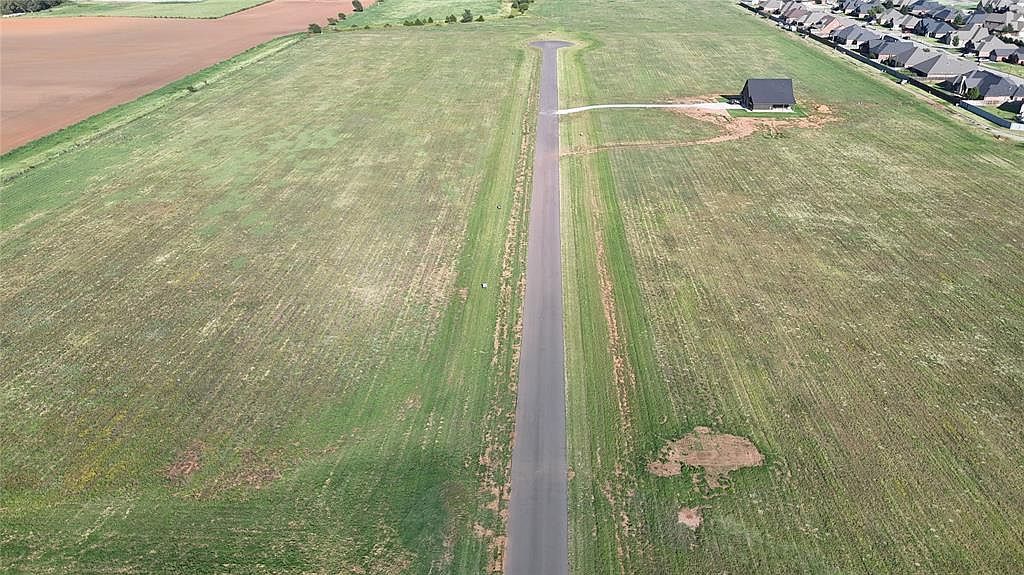 24119 E 1016th Rd LOT 9 Weatherford, OK 73096 - Thumbnail 4