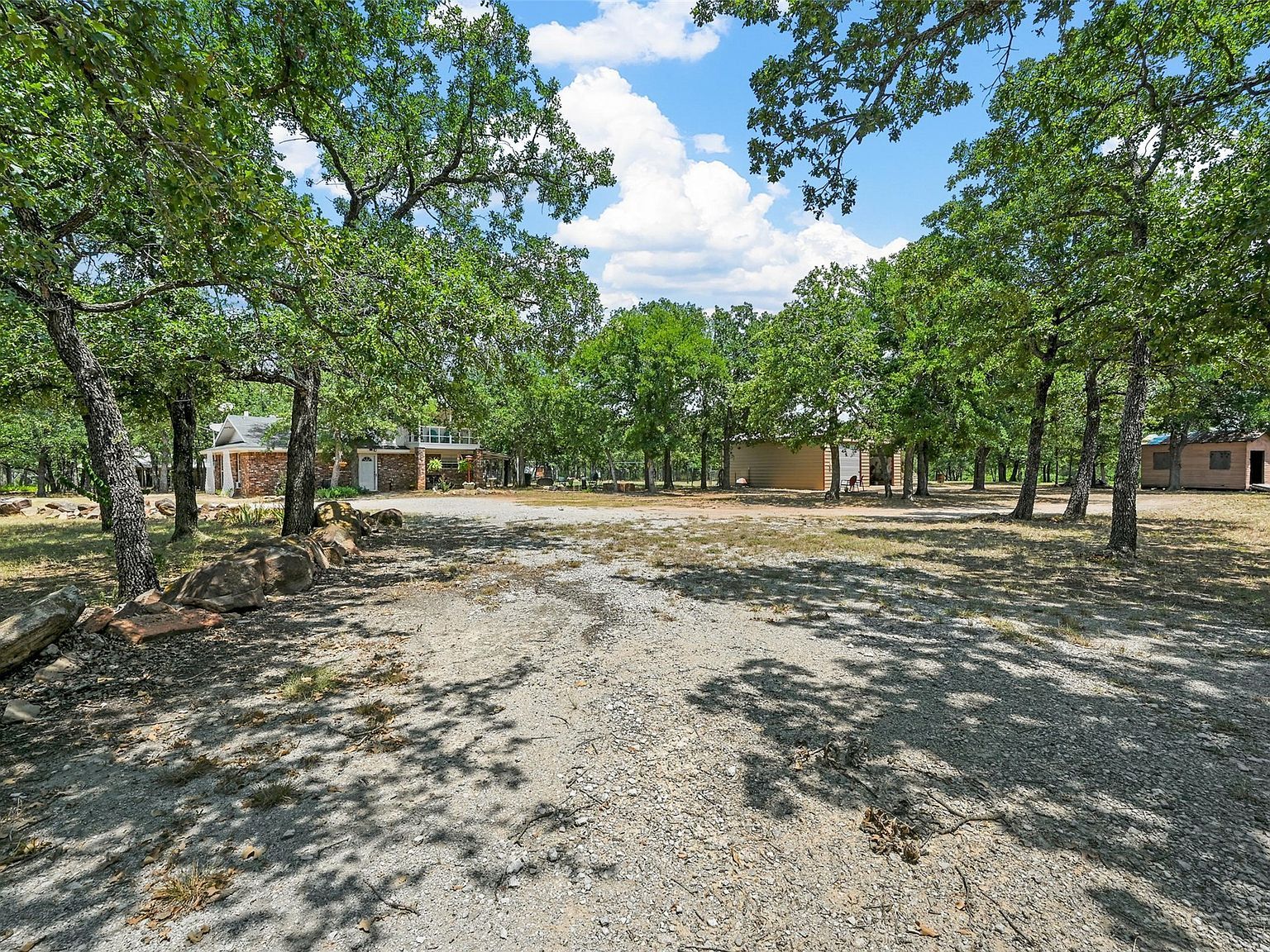 446 Montgomery Rd Mineral Wells, TX 76067 - Thumbnail 4