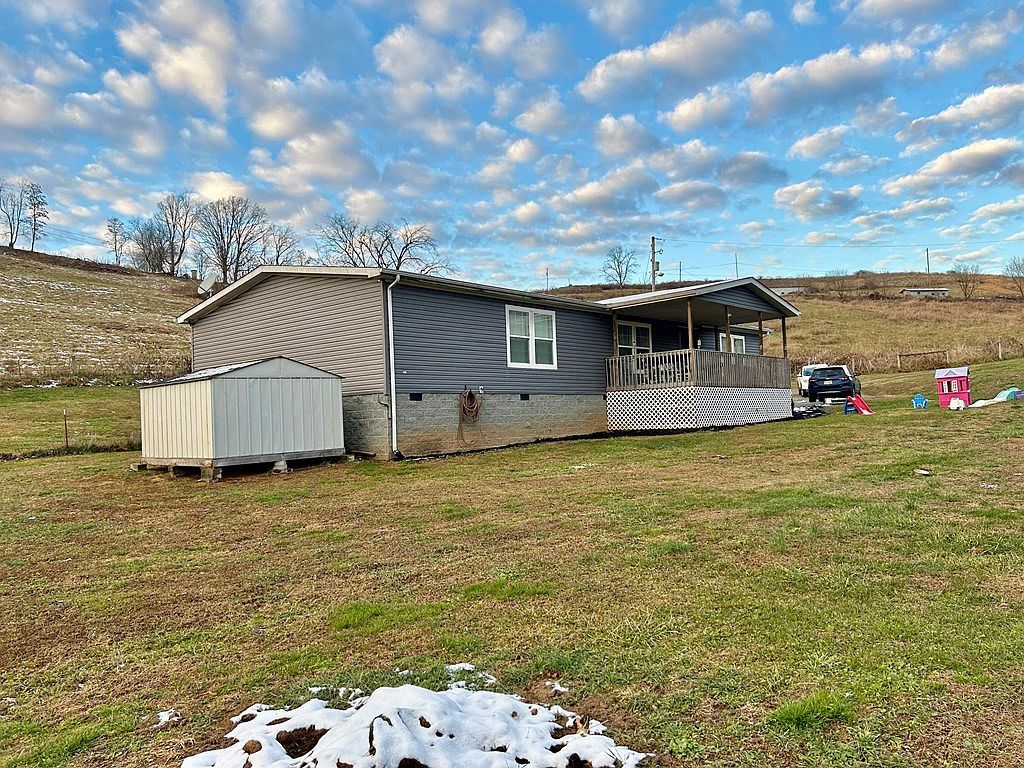 2091 Porter Hollow Rd Castlewood, VA 24224 - Thumbnail 4
