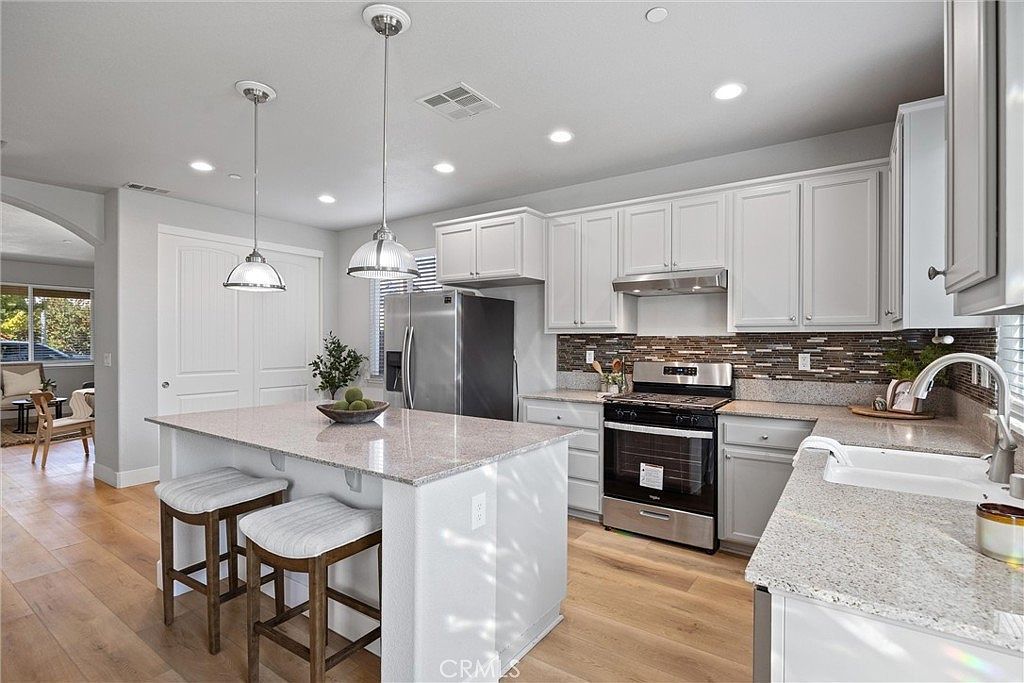 3157 Rogue River Dr Chico, CA 95973 - Thumbnail 4