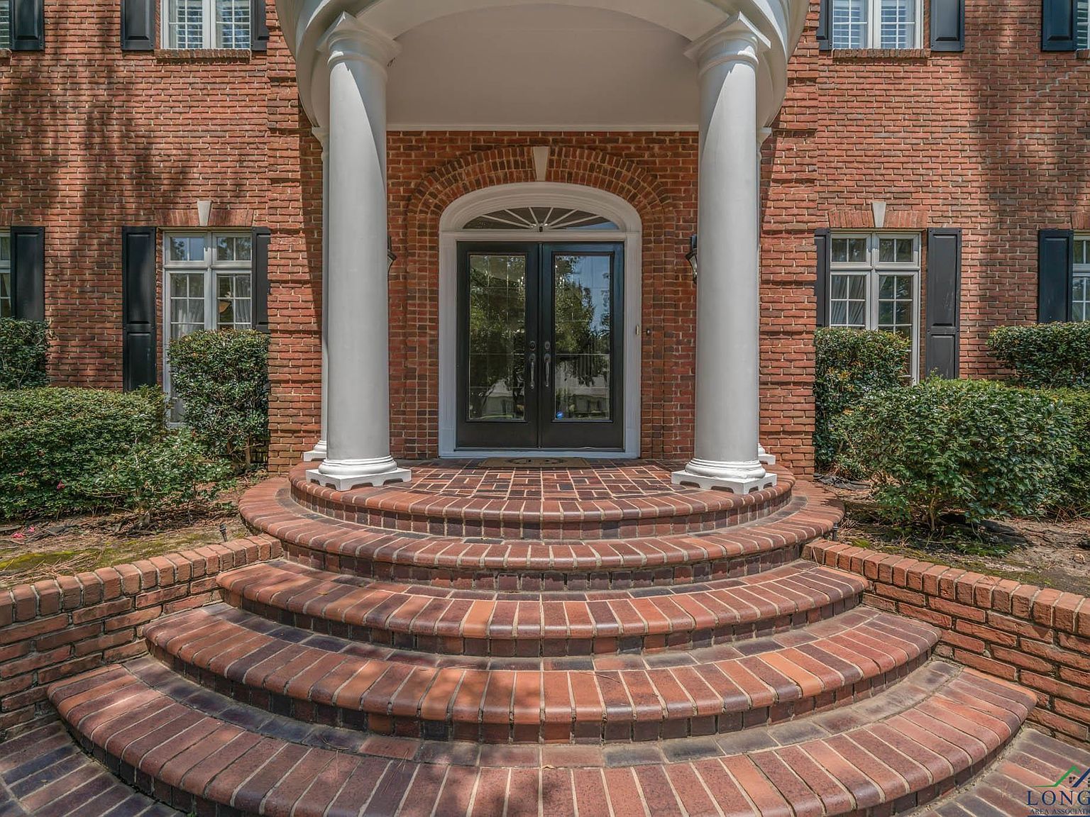 1305 Mockingbird Ln Longview, TX 75601 - Thumbnail 4