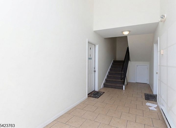 30 Mountain Ave #11 Paterson, NJ 07501 - Thumbnail 4