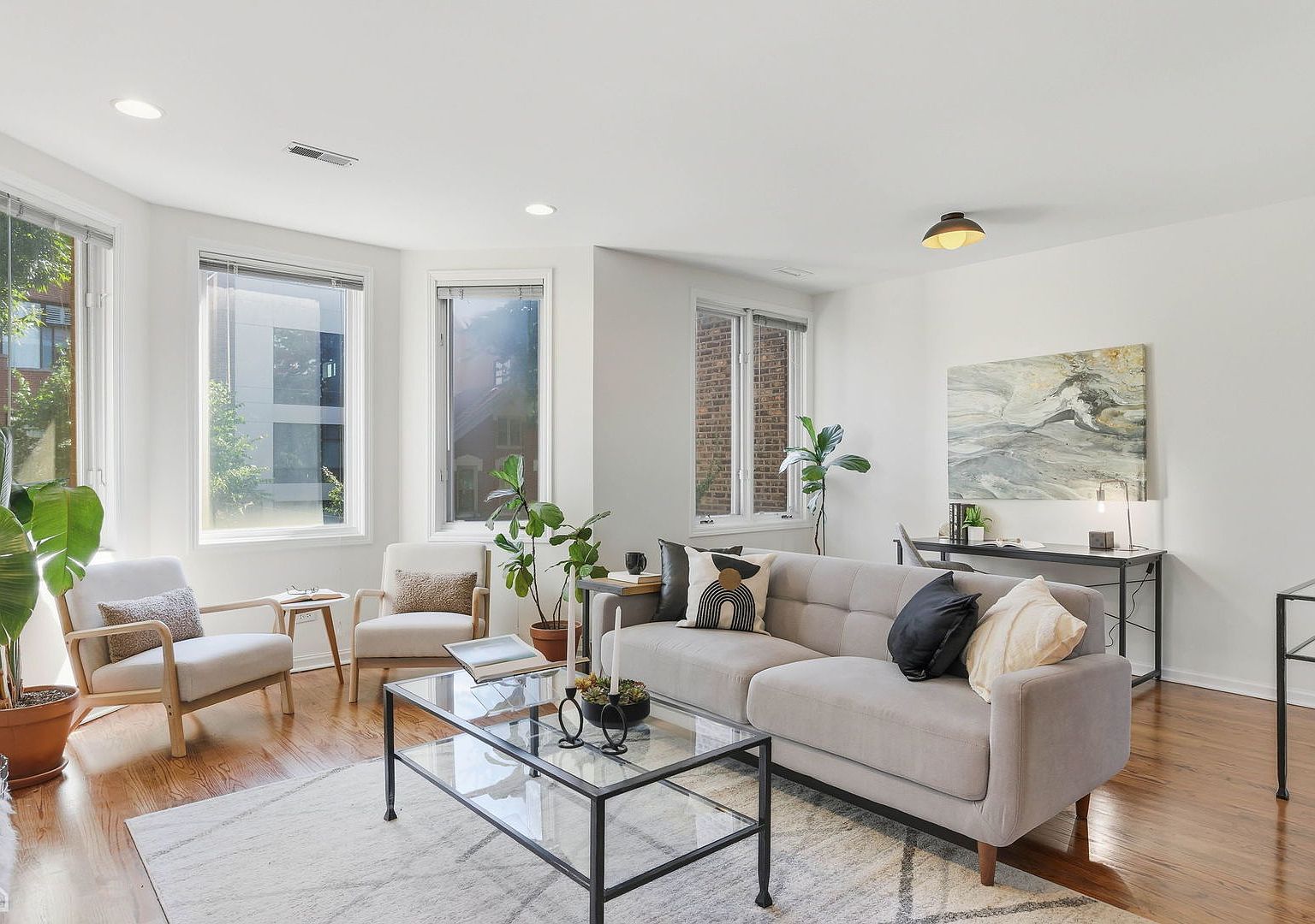 830 N Hermitage Ave APT 2 Chicago, IL 60622 - Thumbnail 4