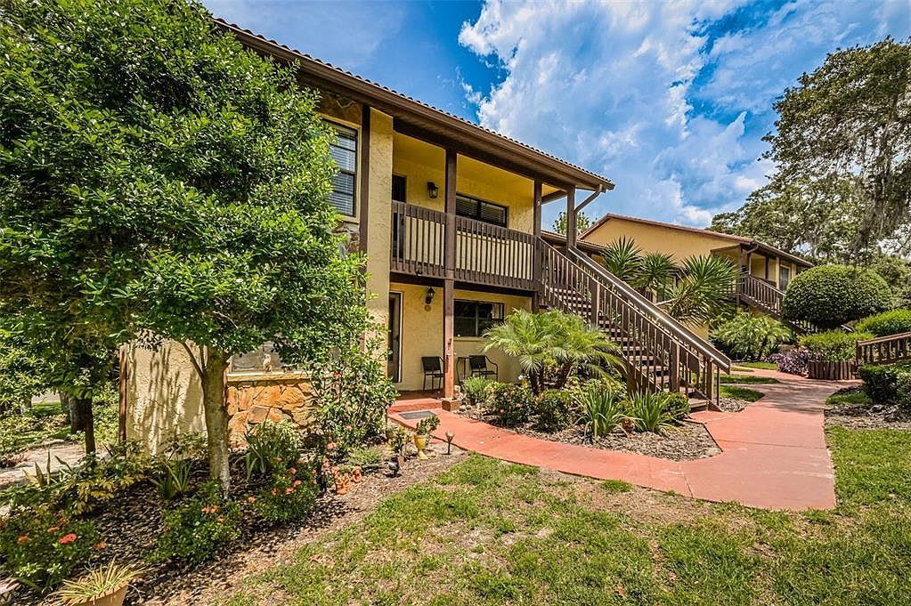 7705 Forest Trl APT 1 Port Richey, FL 34668 - Thumbnail 4