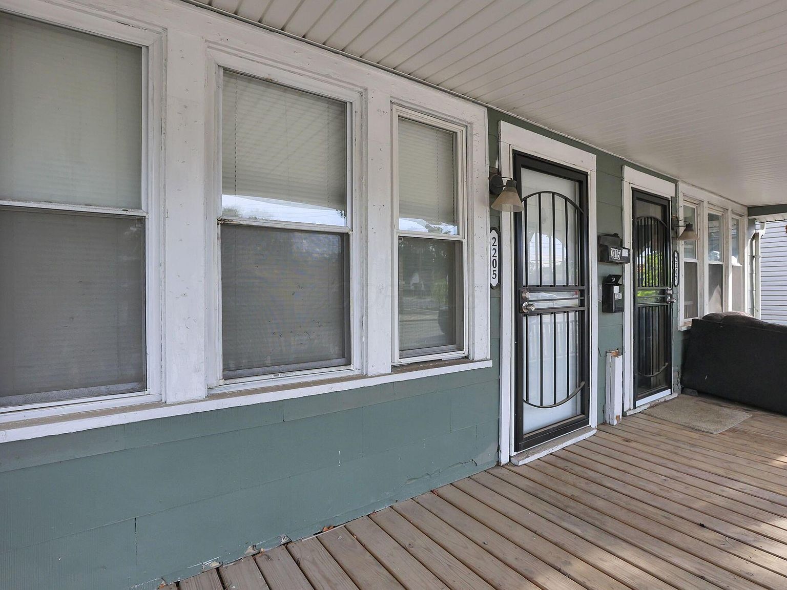 2205-2207 Sullivant Ave Columbus, OH 43223 - Thumbnail 4