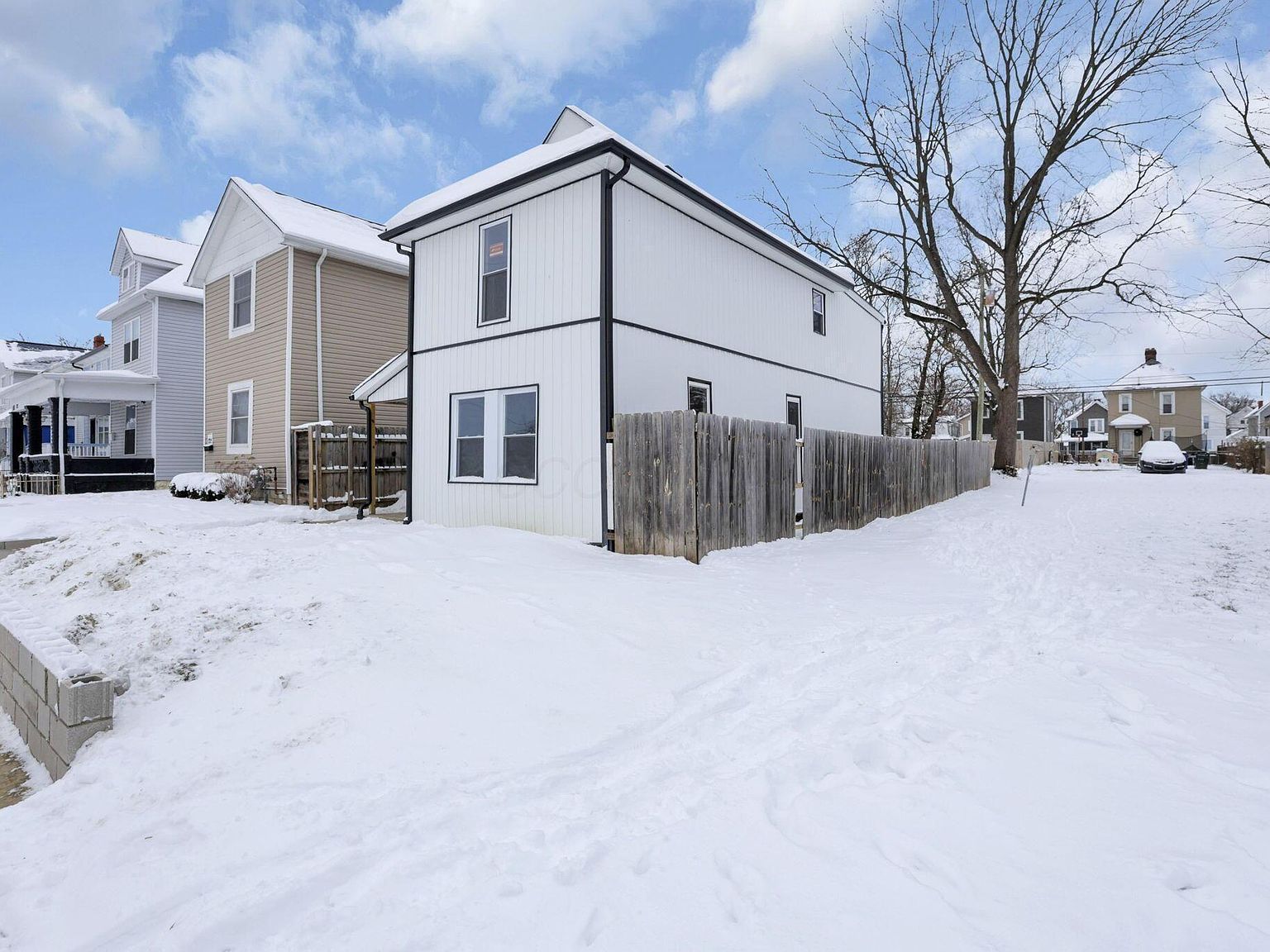 126 S Oakley Ave Columbus, OH 43204 - Thumbnail 4