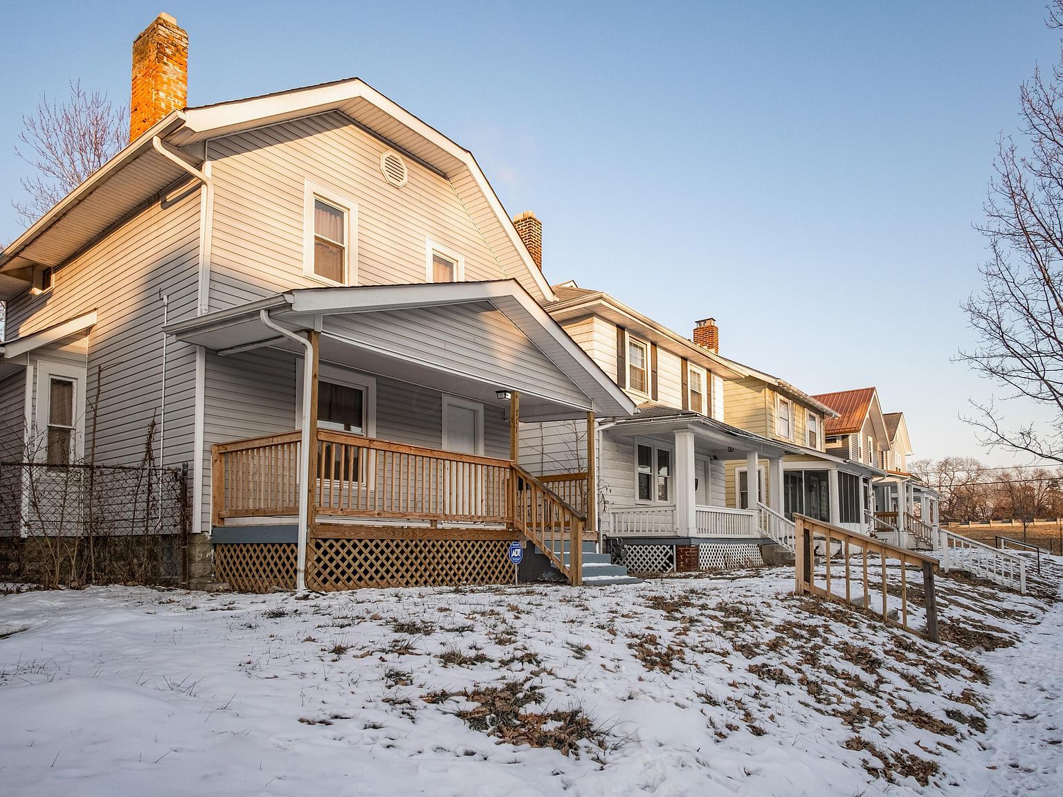 711 Seymour Ave Columbus, OH 43205 - Thumbnail 4