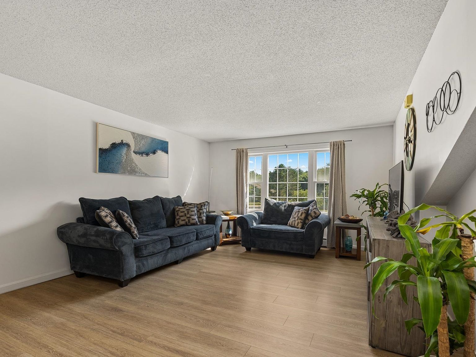 310 Springbrook Cir Portsmouth, NH 03801 - Thumbnail 4