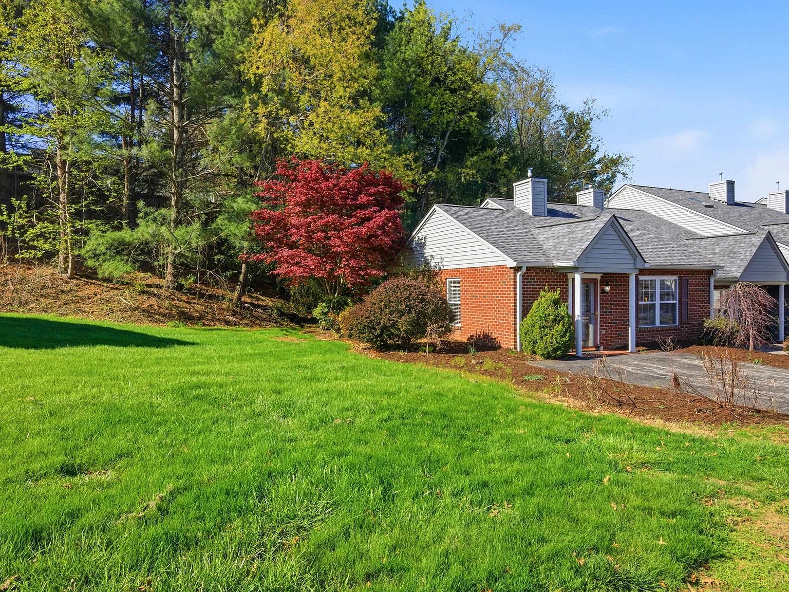 450 Silver Leaf Dr Christiansburg, VA 24073 - Thumbnail 4