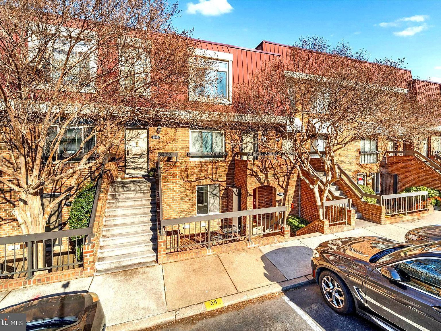 624 15th St S UNIT 1 Arlington, VA 22202 - Thumbnail 4