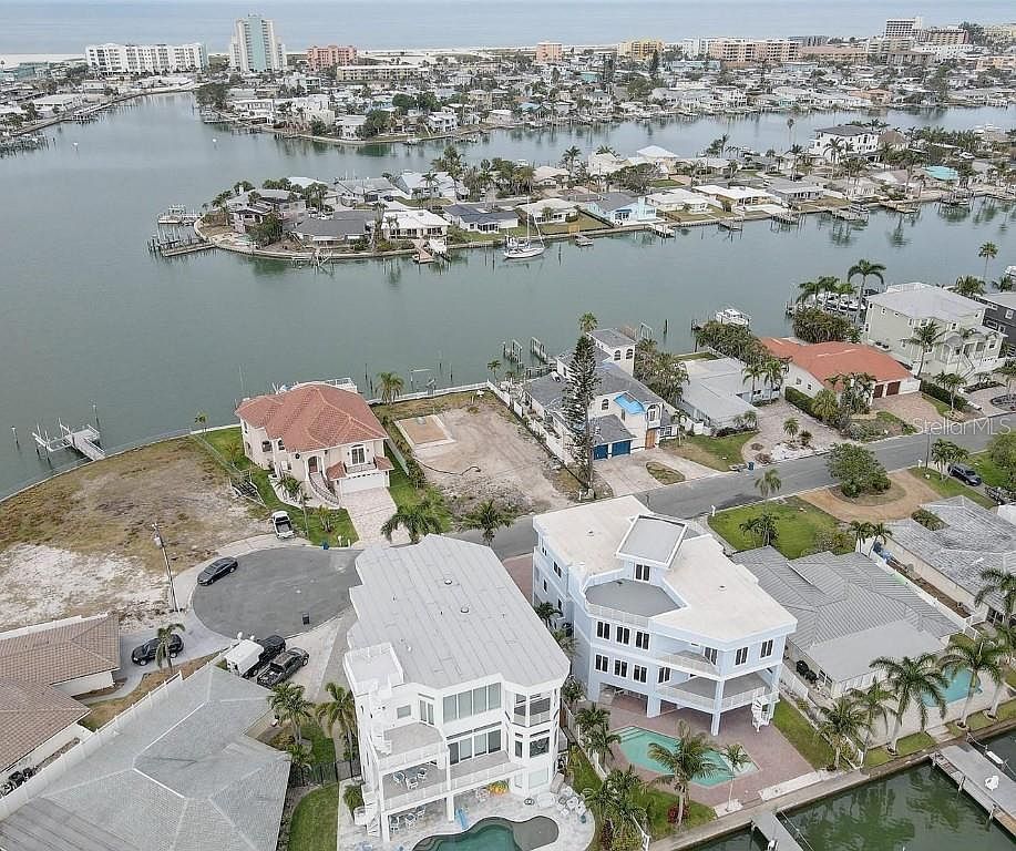 11100 5th St E LOT 24 Saint Petersburg, FL 33706 - Thumbnail 4