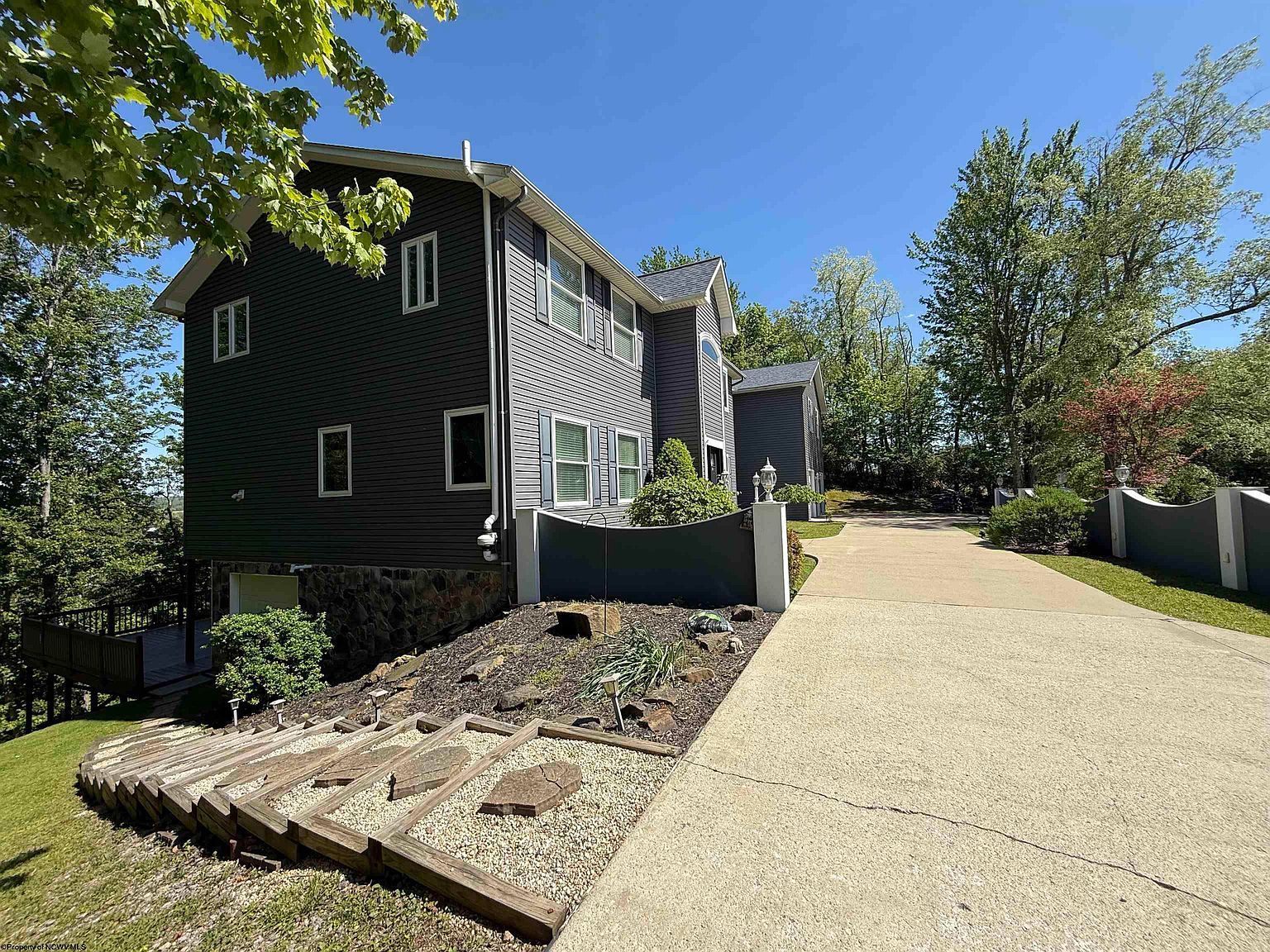 194 Beech St Buckhannon, WV 26201 - Thumbnail 4