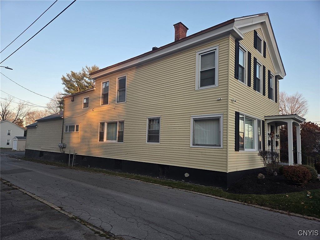 210 W Embargo St Rome, NY 13440 - Thumbnail 4