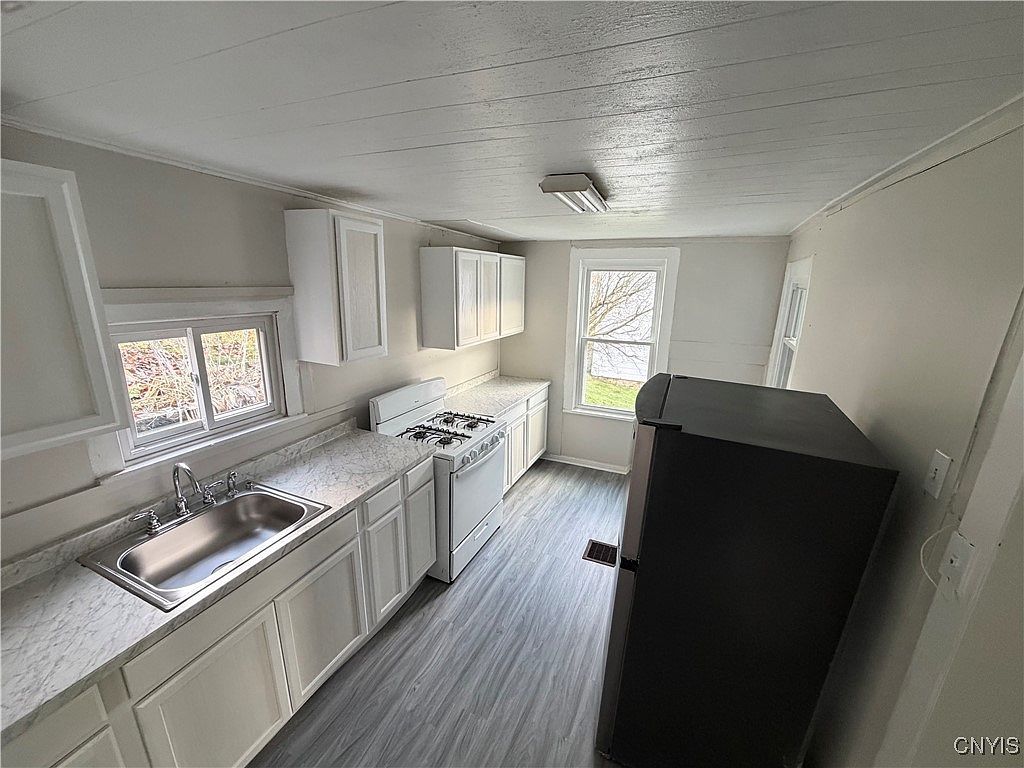 46 Moreland St Little Falls, NY 13365 - Thumbnail 4