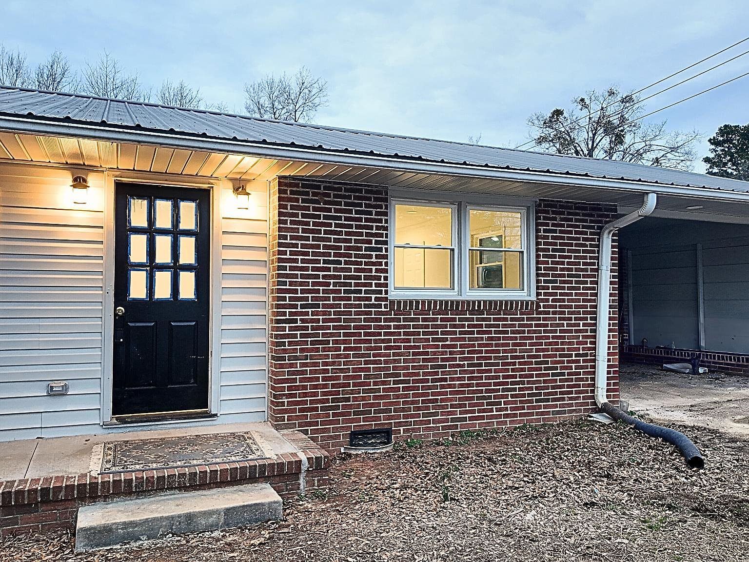 100 Tucker Rd Spartanburg, SC 29306 - Thumbnail 4