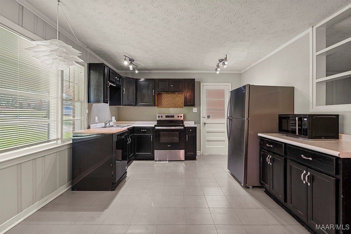 2314 Sandfort Rd Phenix City, AL 36869 - Thumbnail 4