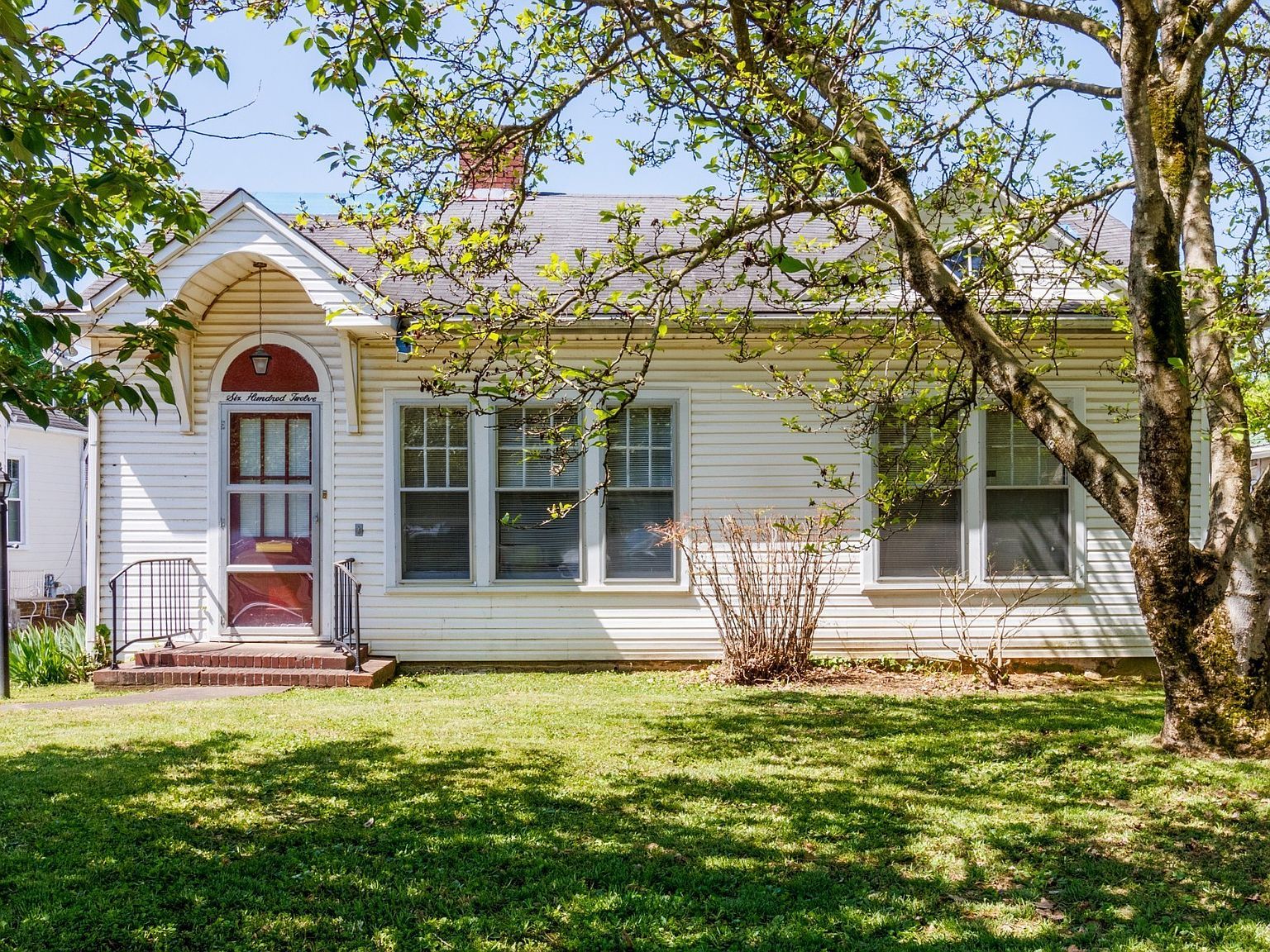 612 Anderson Dr Clarksville, TN 37040 - Thumbnail 4