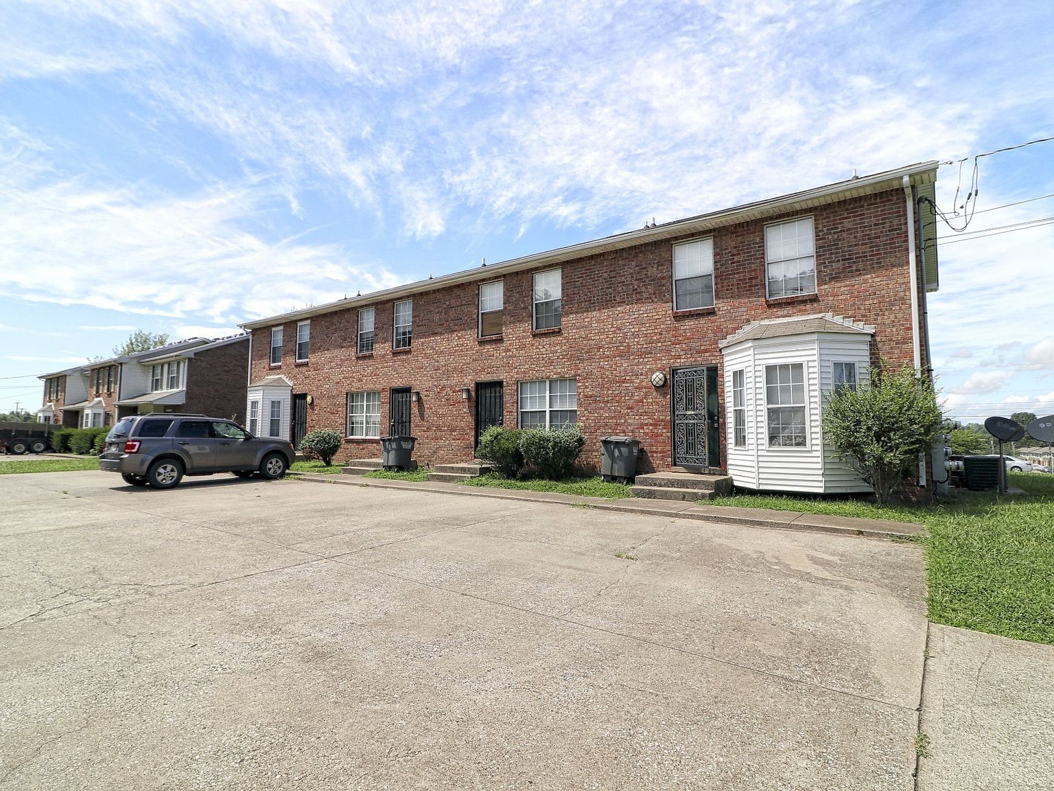 2000 Tynewood Dr Clarksville, TN 37042 - Thumbnail 4