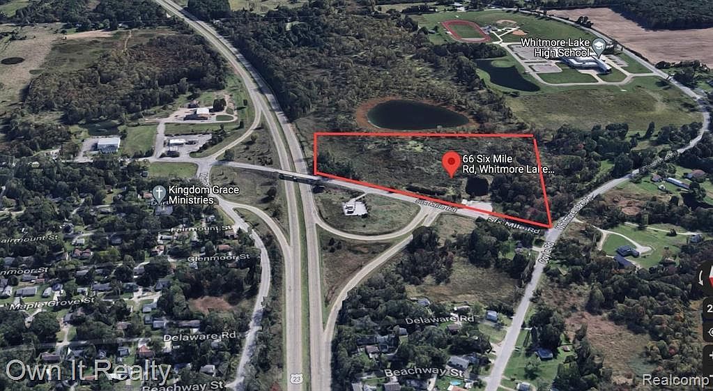 66 Six Mile Rd Whitmore Lake, MI 48189 - Thumbnail 4