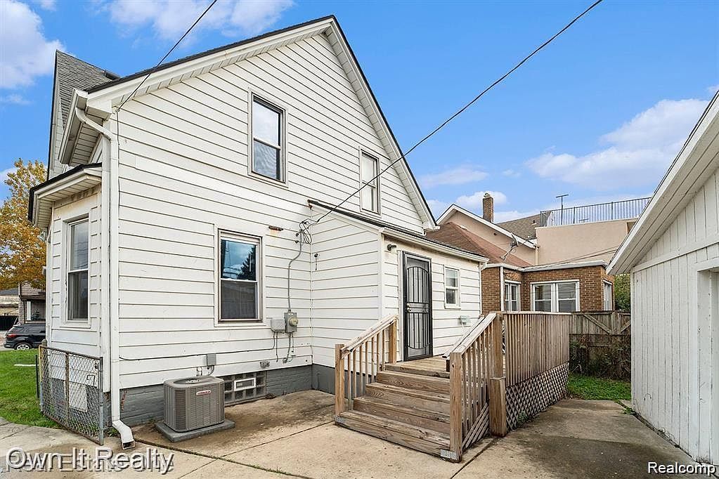 44 Maple St River Rouge, MI 48218 - Thumbnail 4